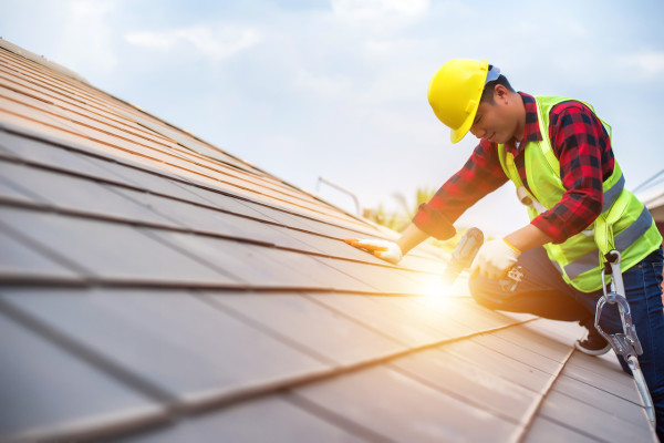 20 Yr Commercial & Residential Roofer