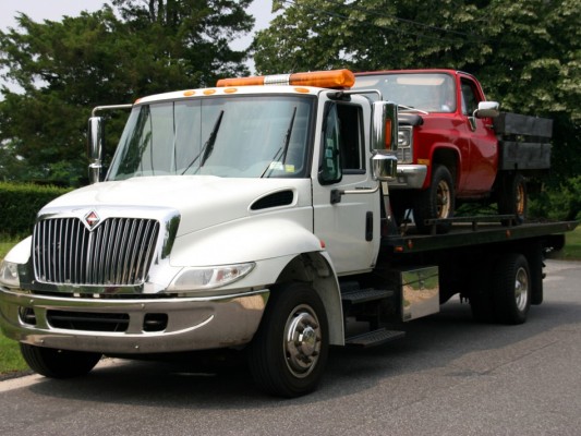 Profitable Towing Company in Prime Ventura County