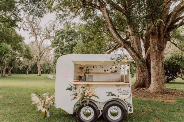 Unique Mobile Dry Bar Rental/Bartending Company