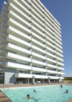 Aparthotel Building 149 Units in Algarve, Portugal