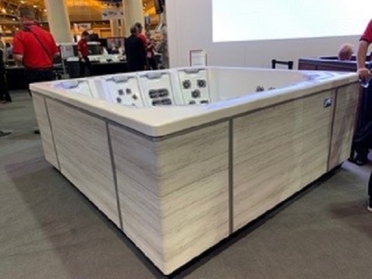 30+ Yr. Premium Hot Tub & Spa Dealer