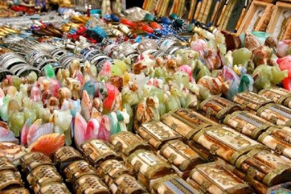 Largest & Unique Gift Shop w/ Mgmt - Central MN