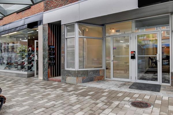 Commercial Condo for Sale Plaza St-Hubert