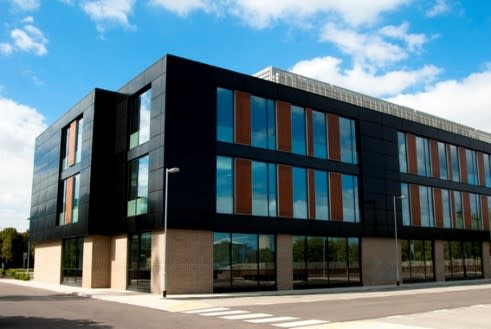 Under Offer / Strategic Asset Management & Valuation