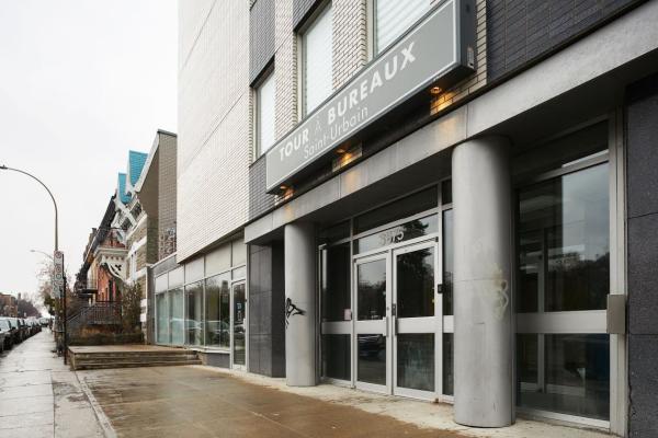 Offices with Brightness, 600 and 4000 sf for Rent