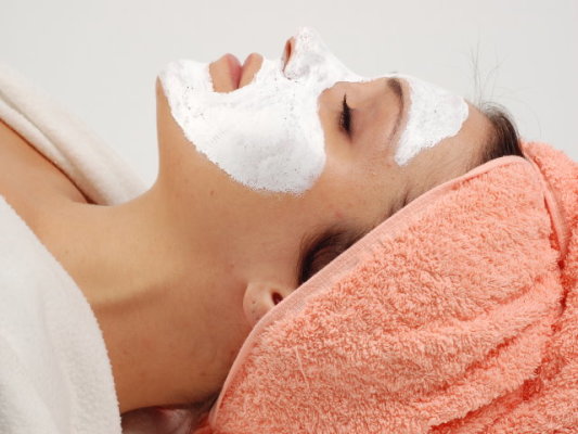 Brow Threading and Facials
