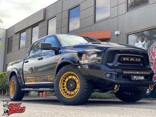 Automotive Wheels, Tyres, 4x4 Parts & Accessories