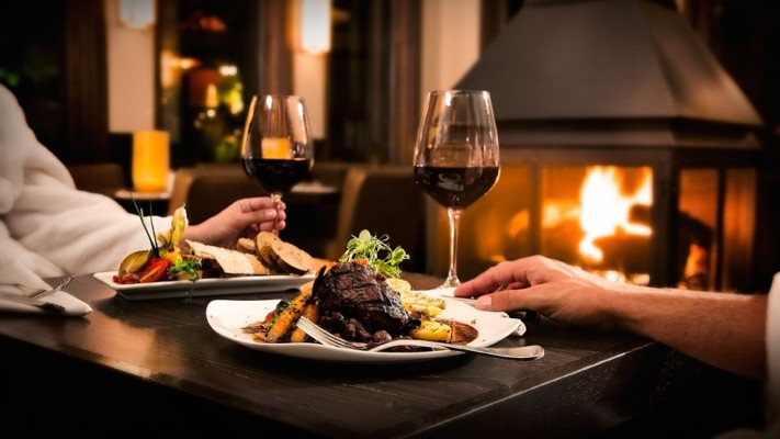 Italian Restaurant with Liquor License
