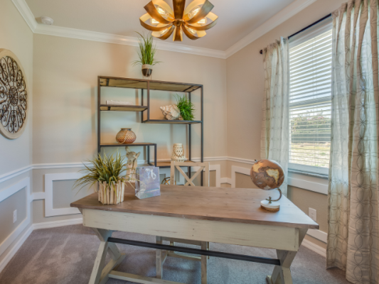Airbnb Accessories & Home Staging Business