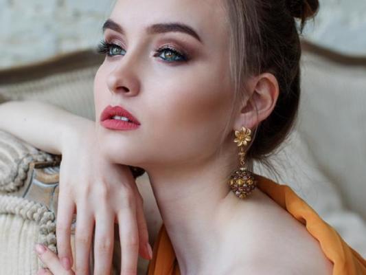 Very Well Established Eyelash Service Business