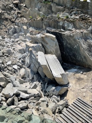 Gneiss Quarry for Sale