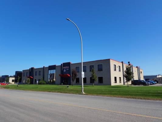 New Industrial Space for Lease 4600 sf Available