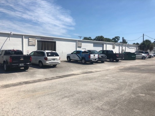 15,000 Sq Ft Industrial Warehouse For Lease