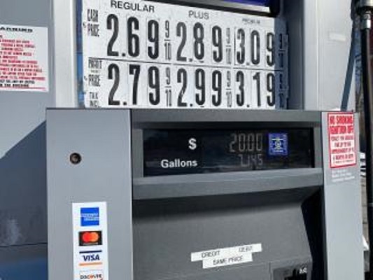 Unbranded Gas Station for Sale in Suffolk County