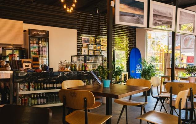 Video Gaming & Restaurant Blue Light Special
