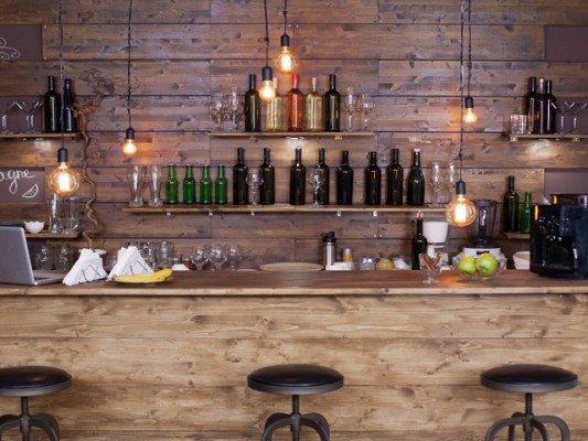 eCommerce Brand in the Bar & Pub Supplies Niche