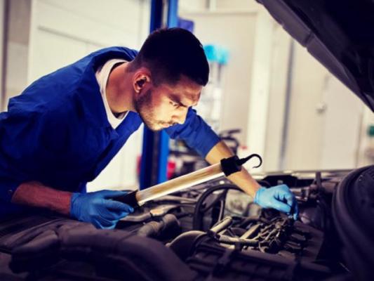 Nicely Equipped, Profitable Body Shop w/Property