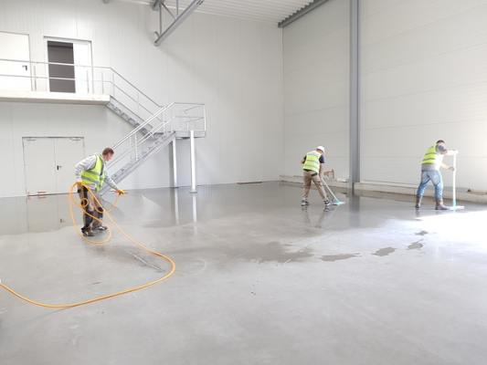 Commercial & Residential Exterior Cleaning