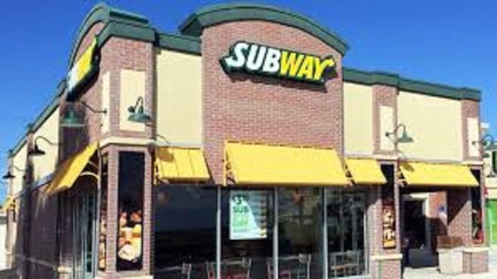 Subway Franchise in Upscale Shopping Center