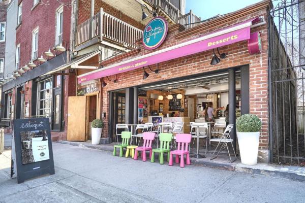 Superb Ice Cream Parlor for Sale Tray