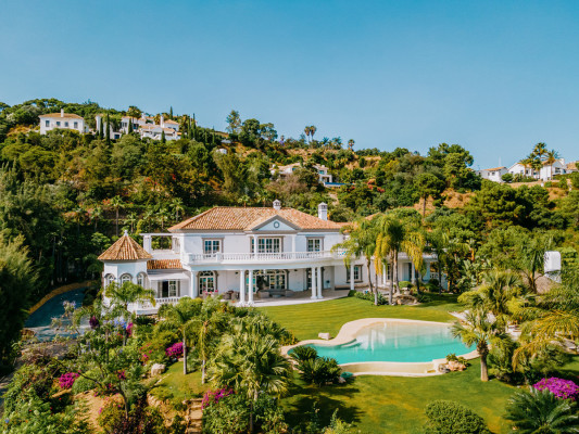 Classic Grand 8 Bedroom Villa, La Zagaleta