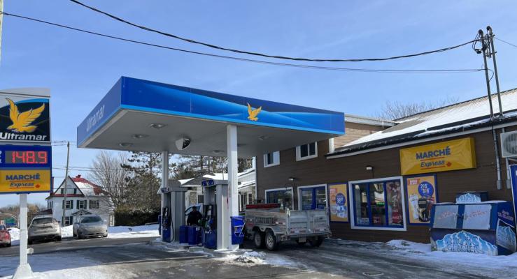 Ultramar Service Station with Convenience store