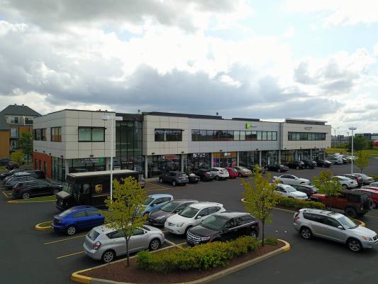 Brossard - Furnished Office 990 sf for Rent at DIX30