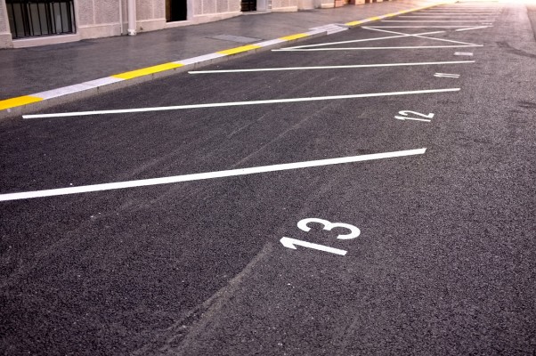 Blacktop / Sealcoating