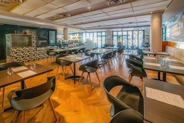 Restaurant on St Kilda Rd Business For Sale