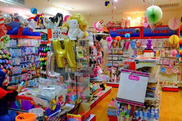 Turn Key Balloons and Party Supply Store with RE
