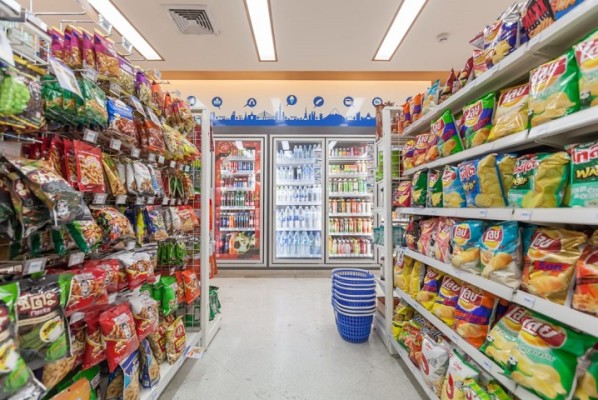 Convenience Store - Super Clean and Busy