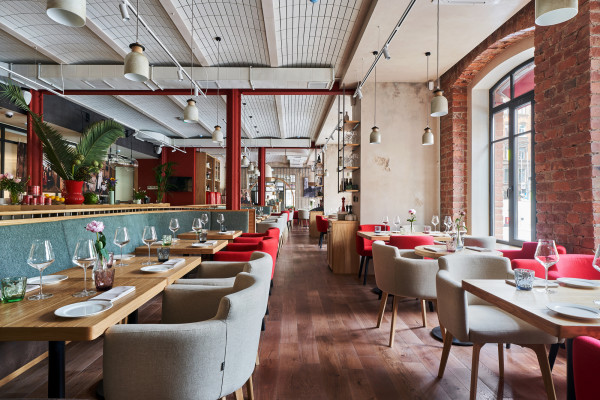 110 Seat Turn-Key Casual American Restaurant/Bar