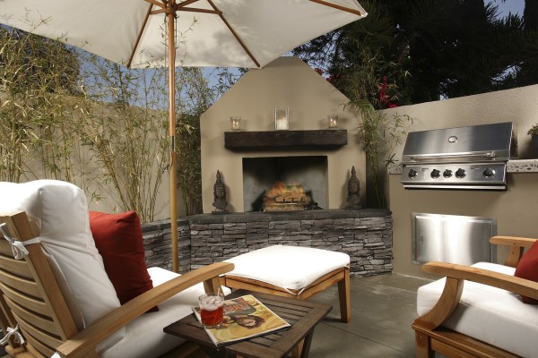 Backyard Outdoor Construction Co. W/ Real Estate