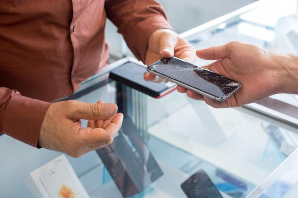 Cell Phone Repair Kiosk, Mobile Phone Accessories