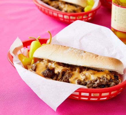 Cheesesteak Restaurant, Prime Loc. Beer & Wine