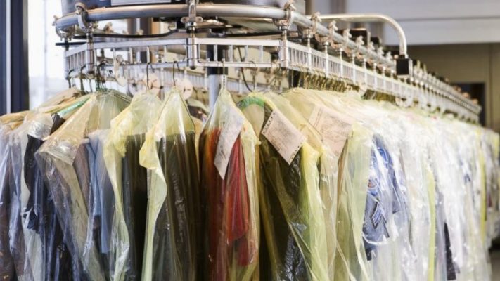 19 Year Dry Cleaners / Laundry Drop Store For Sale