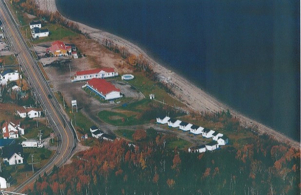 Motel 44 Units, 2 Houses and Restaurant