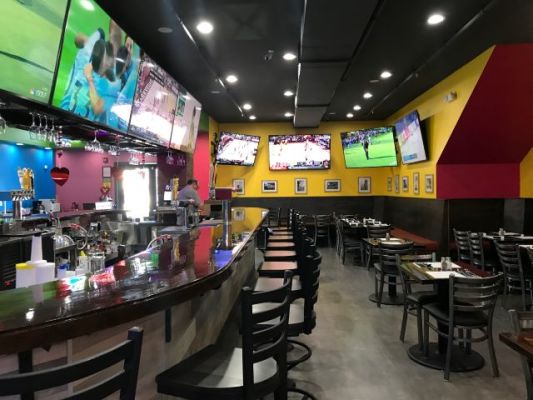 Full Service Restaurant/Bar with CUP Live Music/DJ