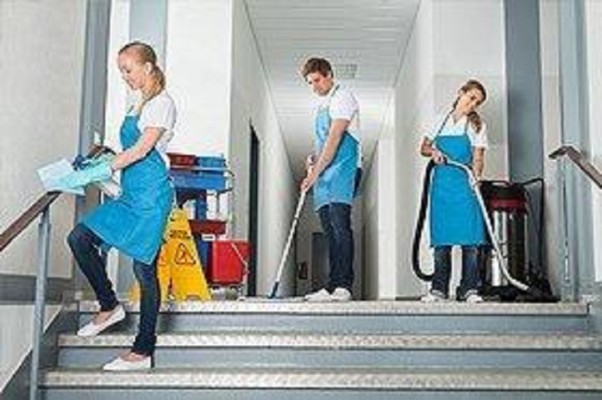 Commercial Cleaning with Multi-Year Contracts