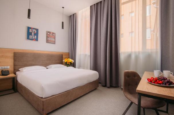 5 Hotels in the Center of Moscow for Sale