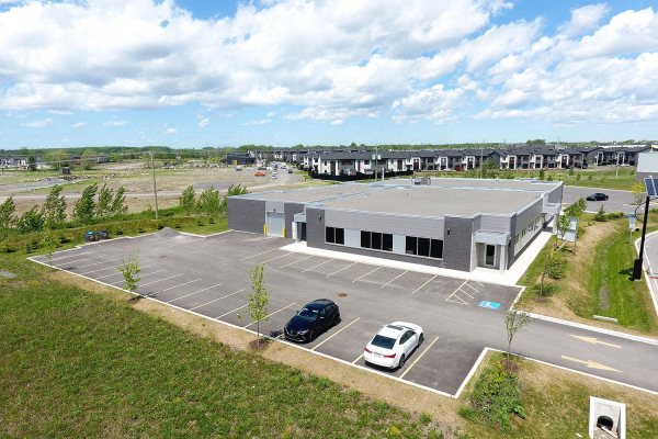Commercial Space From 4000 To 10,765 Sqft