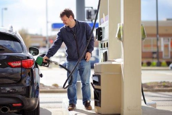 C-store-Gas-Gifts-Real Estate