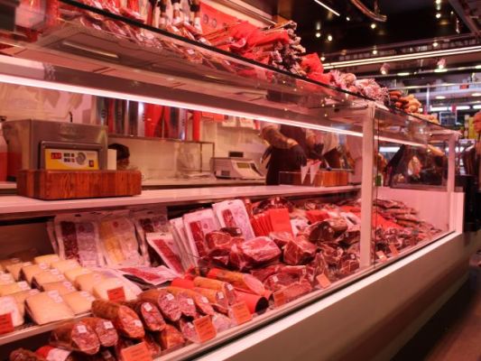 Leading Restaurant and Delicatessen Distributor