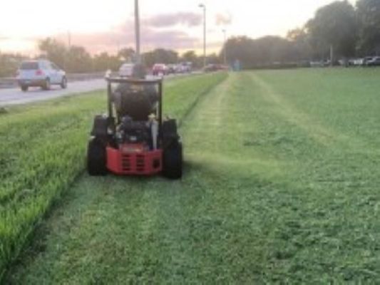 Profitable Commercial Lawn Maintenance Company