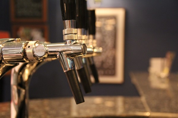 Craft Brewery with Kitchen in Charlotte Suburbs