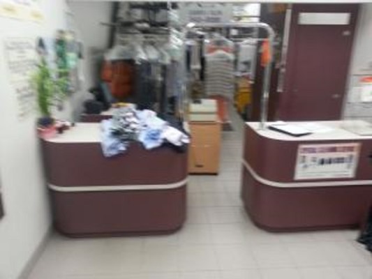 Dry Cleaners and Tailors in Suffolk County