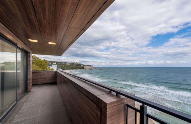 Luxury Apartment in Varna-Bulgaria (EU)