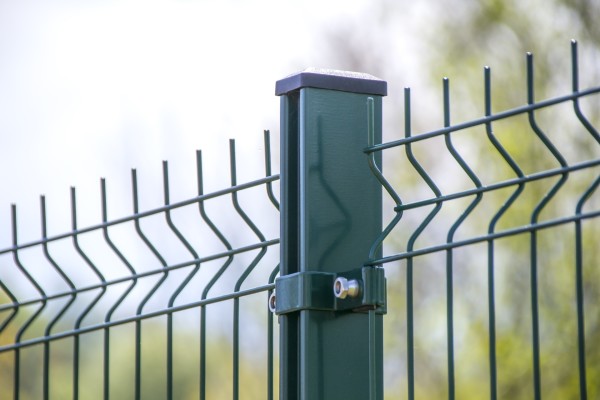 Long Established Commercial Fence & Gate Contractor
