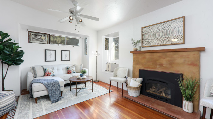 Two California Bungalow Homes For Sale in Castaic