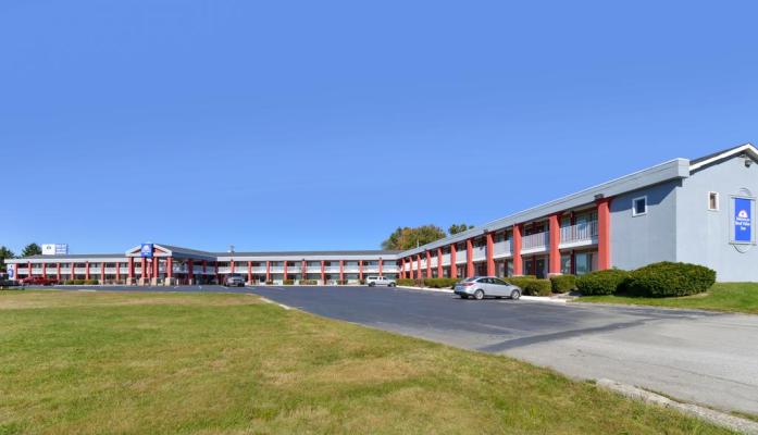 60 Room Red Roof Inn in Berea, Kentucky